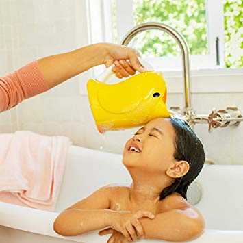 Duckling Bath Rinser, Yellow